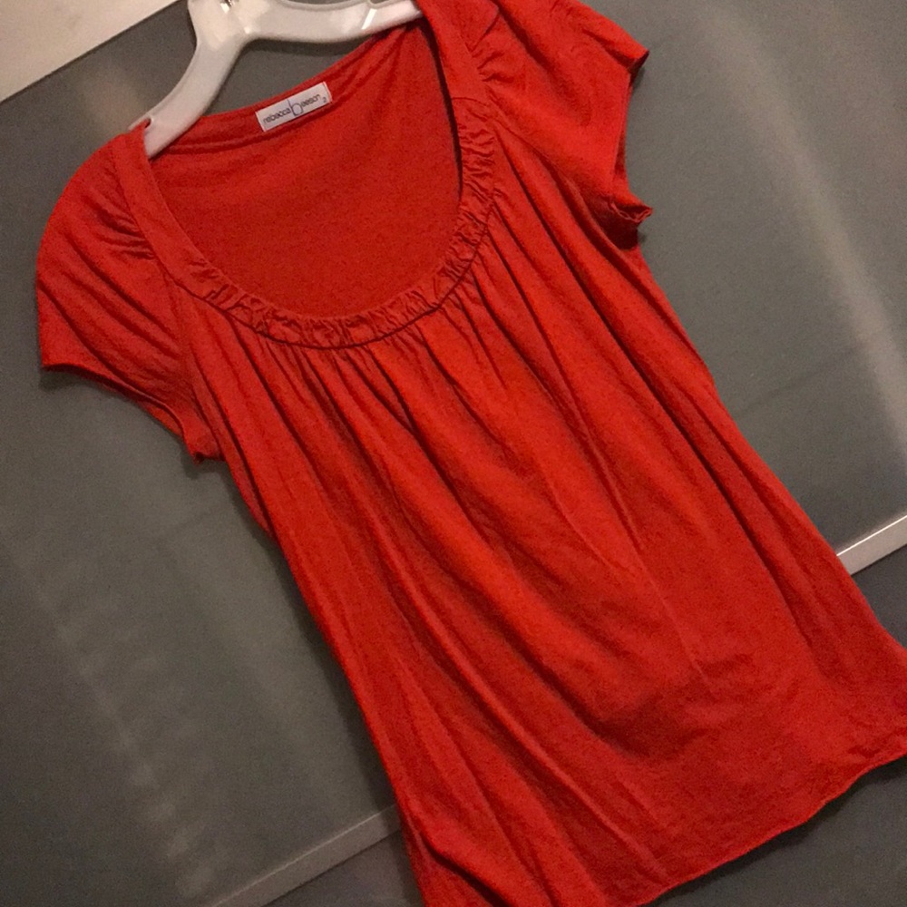 Flowy Tee